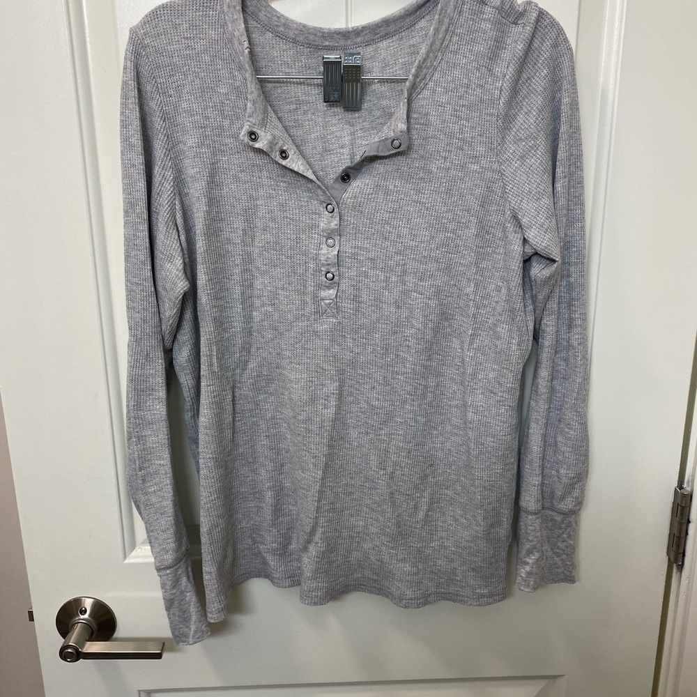 Aerie Henley